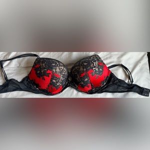 Victoria's Secret Black and Red Lace Bra
